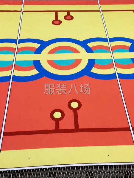 激光切割，激光定位切割（服装，背包，玩具..）
承接各种服饰-第1张图片