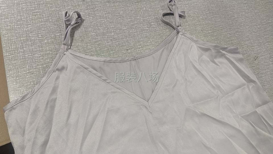 簡單吊帶裙尋有責任心夫妻檔長期有貨-第1張圖片