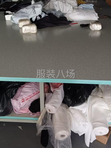电脑平车5台，四线打边1台，烫台蒸汽小锅炉一套，裁床-第5张图片