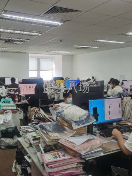 招服装设计师，觉得自己设计师是遇到瓶颈看看吗？-第6张图片