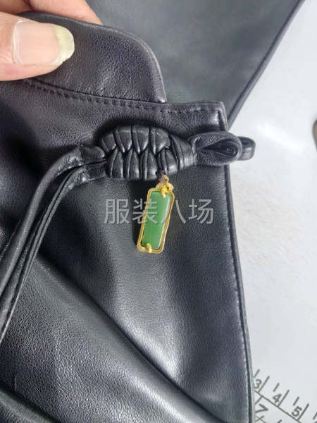 澜春服饰加工厂-第1张图片
