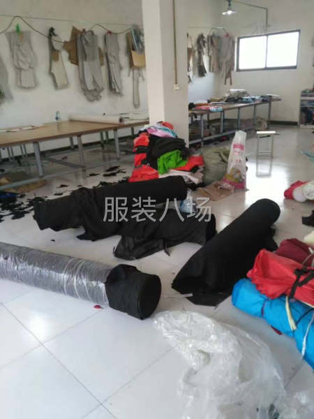 服装加工厂带设备出租，有宿舍有空调-第9张图片