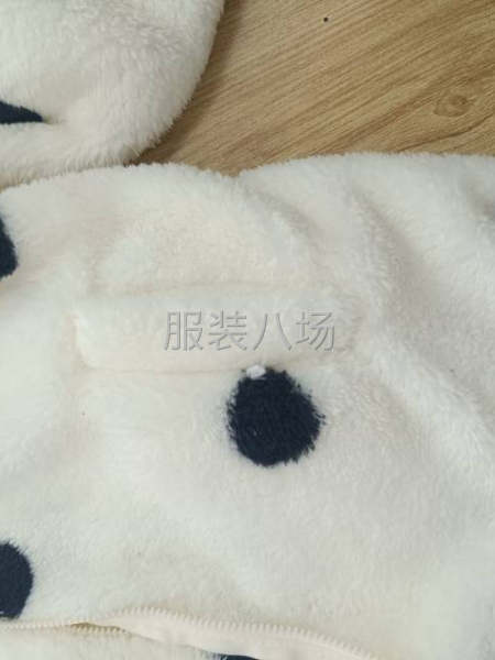 要求夫妻档会开口袋的，裁片大量-第1张图片