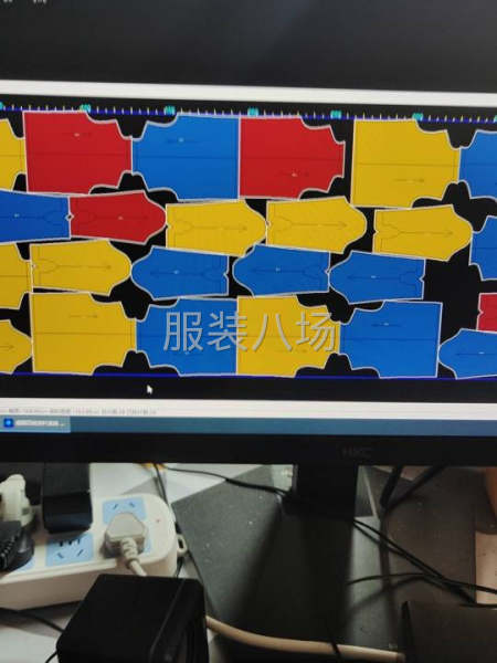 上门裁剪熟悉各种面料-第1张图片
