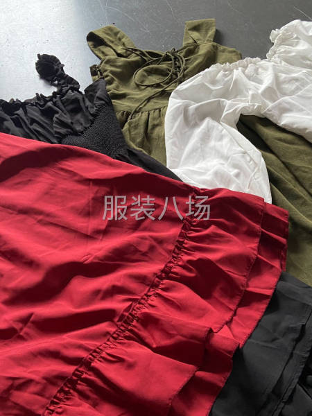连衣裙半裙裁片常年外发只要有质量意识的专业连衣裙班子-第1张图片