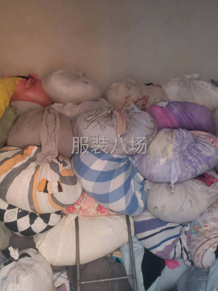 现货旧衣服统货十五吨，月供十吨-第3张图片