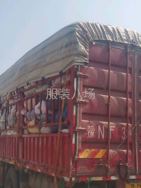 回收服装库存，服装厂布料辅料-第3张图片