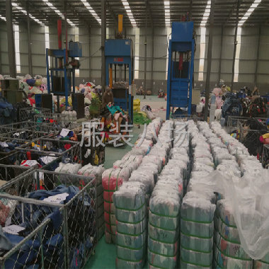回收服装库存，服装厂布料辅料-第4张图片