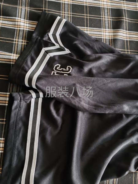 承接棉服，羽绒服，工作服，夹克，工装，等-第3张图片