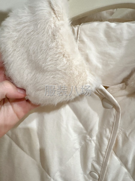 好质量白鸭羽绒服-第4张图片