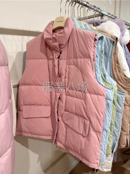 90白鸭马甲羽绒服-第2张图片
