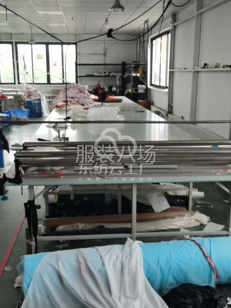 生产中服装厂低价转让-第2张图片