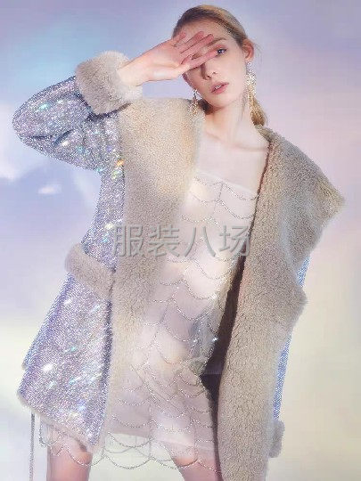 承接各类时尚轻奢女装，大小单均可，有图有样都可打版-第4张图片