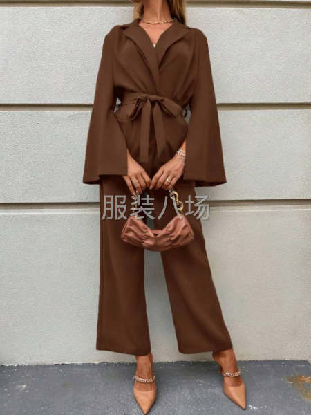 中东系列款，款式简单，衣服较大件，寻30人以上头尾工厂-第7张图片