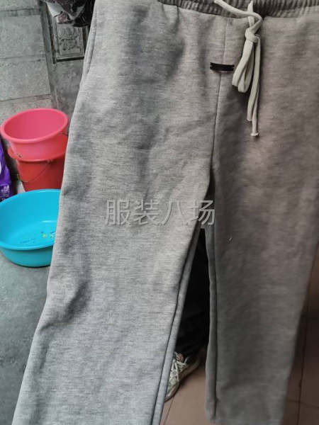 有一款褲子新款做錯了-第1張圖片