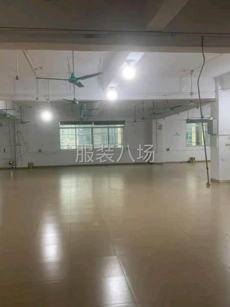 大石服装集中地5楼530方，原服装厂退出，现成水电装修-第5张图片