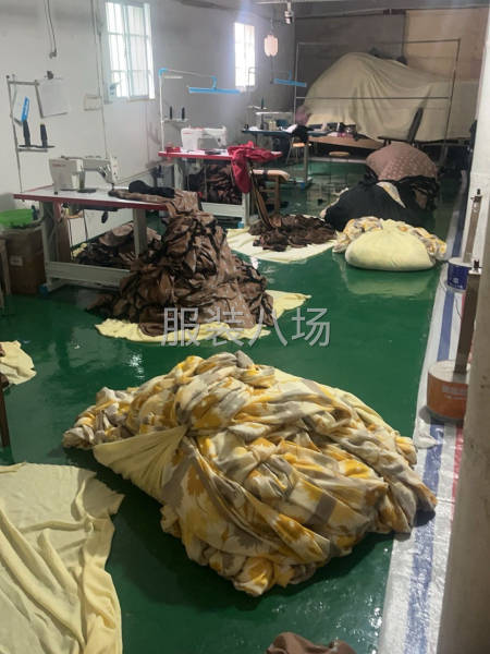 做围巾卷边，工作简单-第1张图片