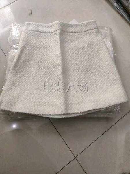 鸿发外贸回收库存服装布料辅料校服-第1张图片
