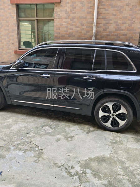 本人私家車奔馳23款GLB220時尚型七坐-第2張圖片