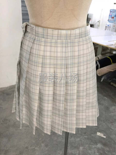 服装工作室承接各类精品服装加工-第8张图片