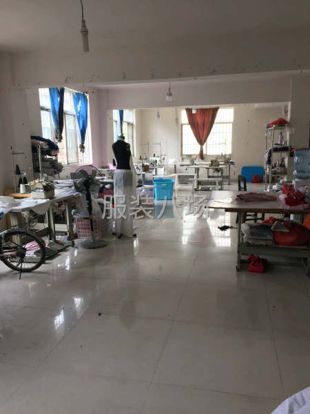 服装工作室承接各类精品服装加工-第3张图片