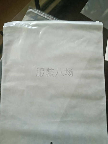 销售服装包装袋子-第1张图片