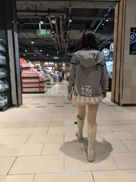 收购洛丽塔风格类库存-第1张图片