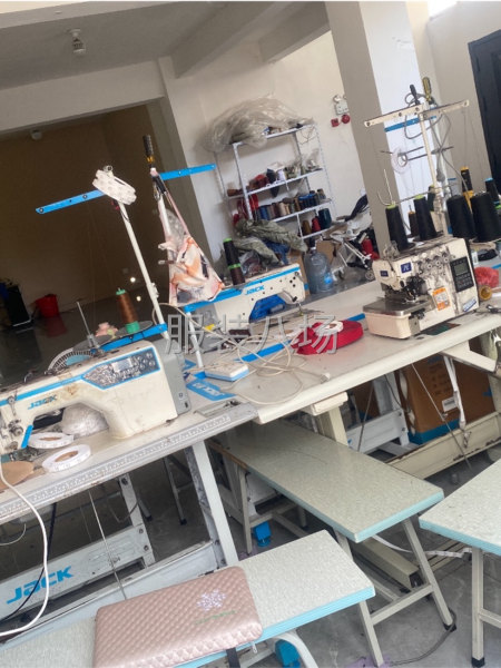 承接加工三四個人簡單衣服，打底衫衛(wèi)衣連衣裙-第1張圖片