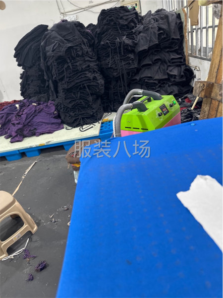 招聘流水服裝車工以褲子為主-第1張圖片