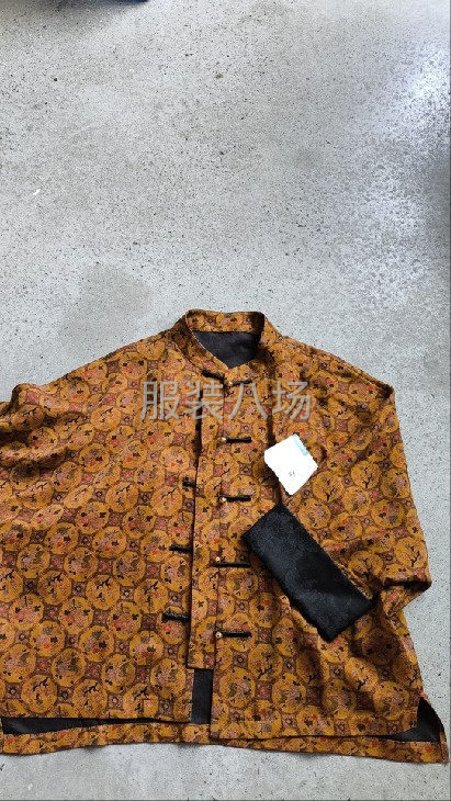 招精品女装样衣工一名 要求工作认真-第1张图片