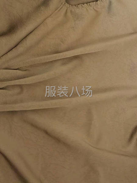 量大簡單衣服，招做整件-第1張圖片