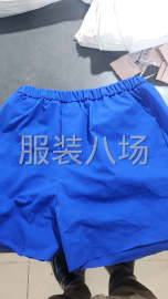 undefined - 本服装厂诚招熟练车位，夫妻优先，熟手保底 - 图1