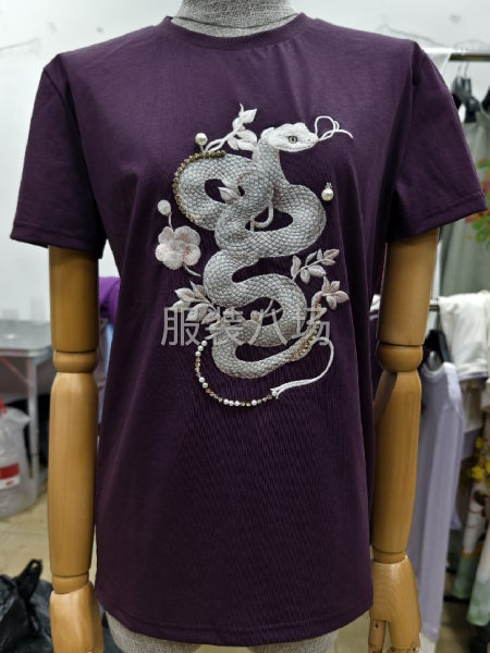 白墨直噴印花（國內(nèi)最新設(shè)備），不挑布料，無色差，色牢度優(yōu)秀-第2張圖片