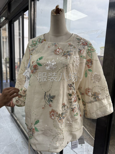 女装全品类-第4张图片