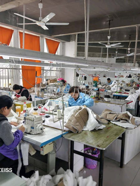 50-100人流水主做羽絨服壓膠類服裝-第7張圖片
