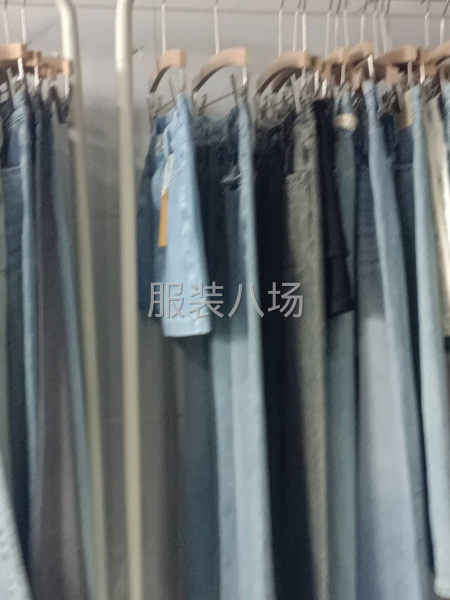 免費(fèi)包設(shè)計(jì) 包改版的 全包女士牛仔褲工廠-第1張圖片