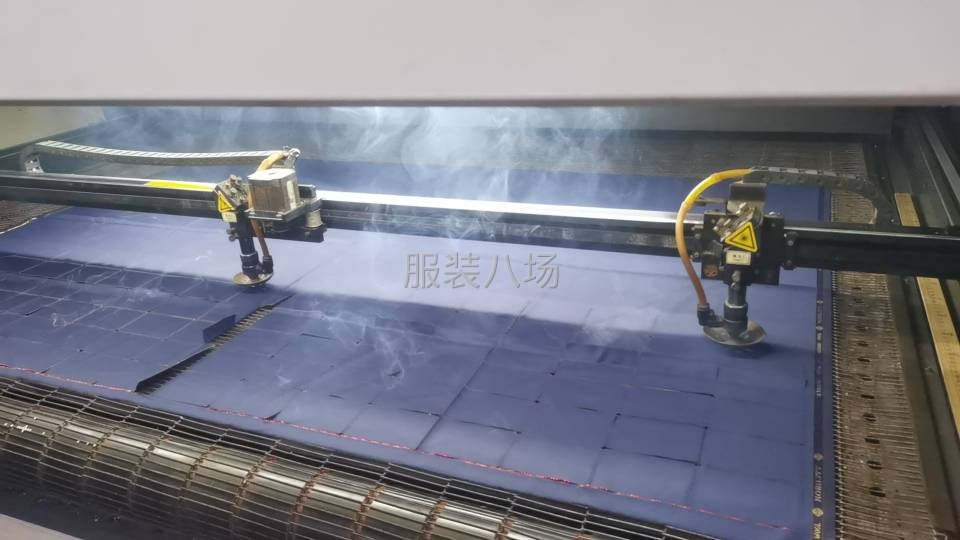 專業(yè)激光切割.燒花。承接各類毛絨玩具，毛絨服裝裁片激光切割-第4張圖片