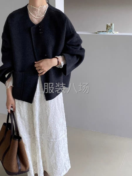 韩版宽松短款外套-第8张图片