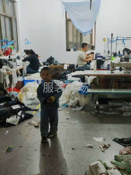 適合夫妻加工 交通方便 房前屋后都是馬路 合租-第1張圖片