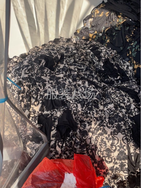 常年對外加工各類服裝做工精細(xì)-第1張圖片