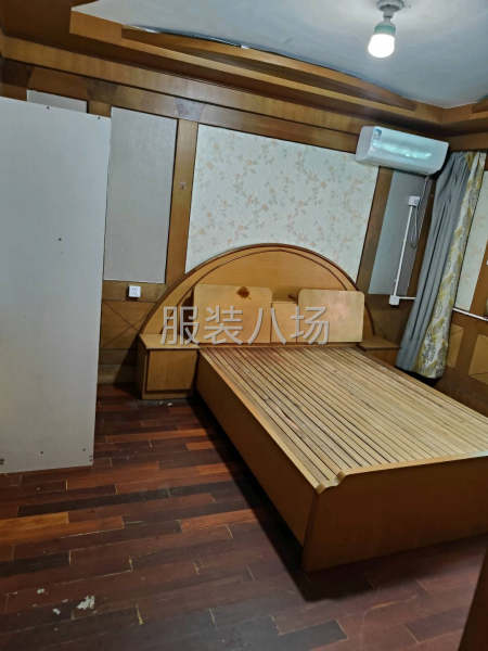 一楼 单间出租   交通方便-第2张图片