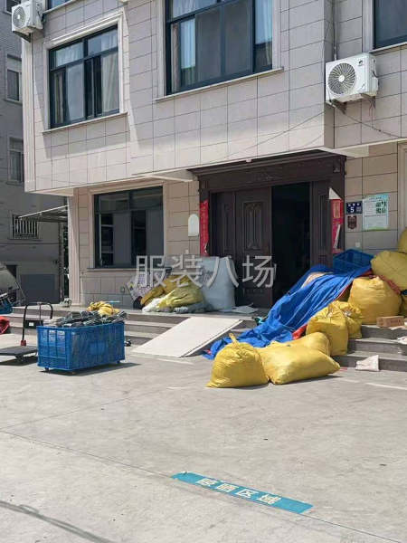 元和路 沈家村 【一棟兩層房屋出租】 一樓通間 +門(mén)前大院子-第1張圖片