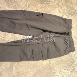 undefined - 寻找针织面料弹力大后多袋裤的加工厂 - 图1
