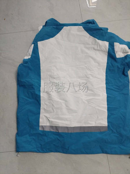 校服沖鋒衣-第2張圖片