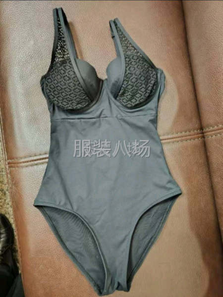 泳裝，拉丁舞服，芭蕾舞服，連體舞服等等-第4張圖片