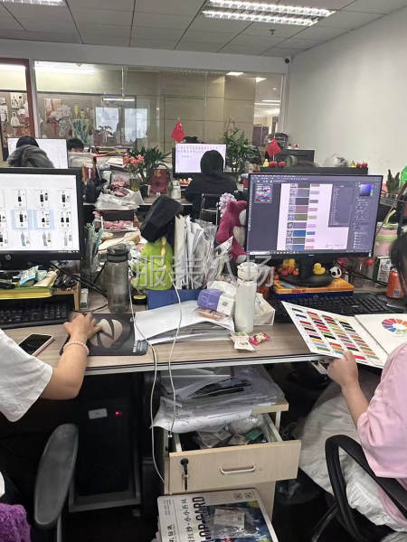 专业服装设计-第1张图片