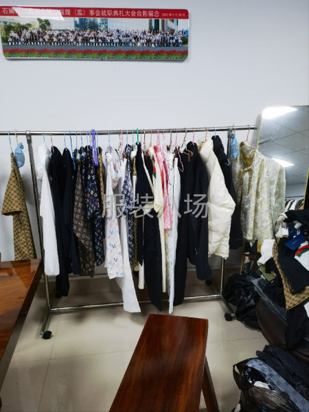 专业承接各类服装快返生产加工，专业快返-第2张图片