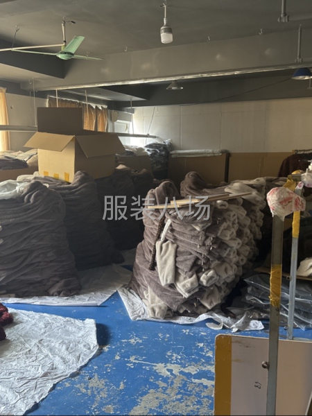招聘  长期库管打包发货1名，招长期小烫1名，工厂主要以生产-第1张图片