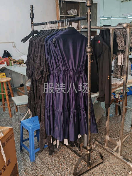 招车间管理一名会做样衣，半精品车工10名-第1张图片