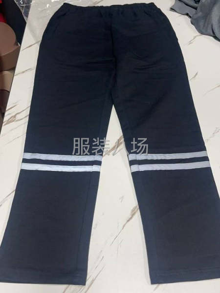 成品裤子，车上一圈反光条就行-第1张图片